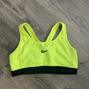 Nike Swoosh Sports Bra